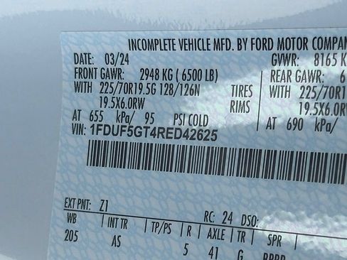 Used 2024 Ford F550 2WD Regular Cab Super Duty image 34