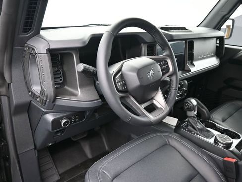 New 2026 Ford Bronco Badlands AWD/4WD image 15