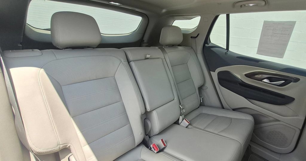 Used 2024 GMC Terrain Denali w/ Denali Premium Package AWD/4WD image 53