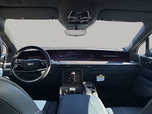 New 2026 Cadillac Escalade IQ Luxury 2 image 24