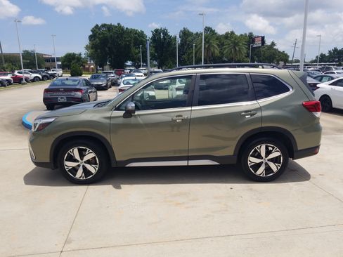 Used 2021 Subaru Forester Touring w/ Popular Package #2 AWD/4WD image 4