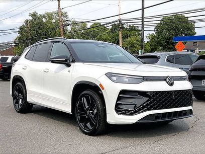 New 2026 Volkswagen Tiguan SE R-Line