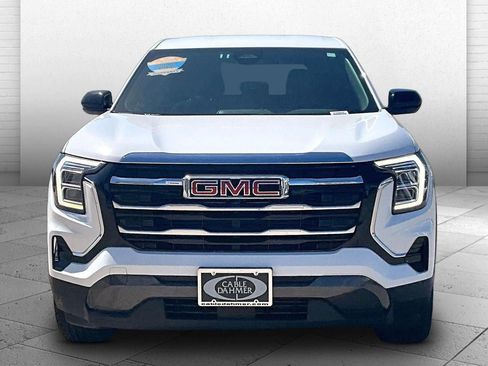 Used 2025 GMC Terrain Elevation AWD/4WD image 2