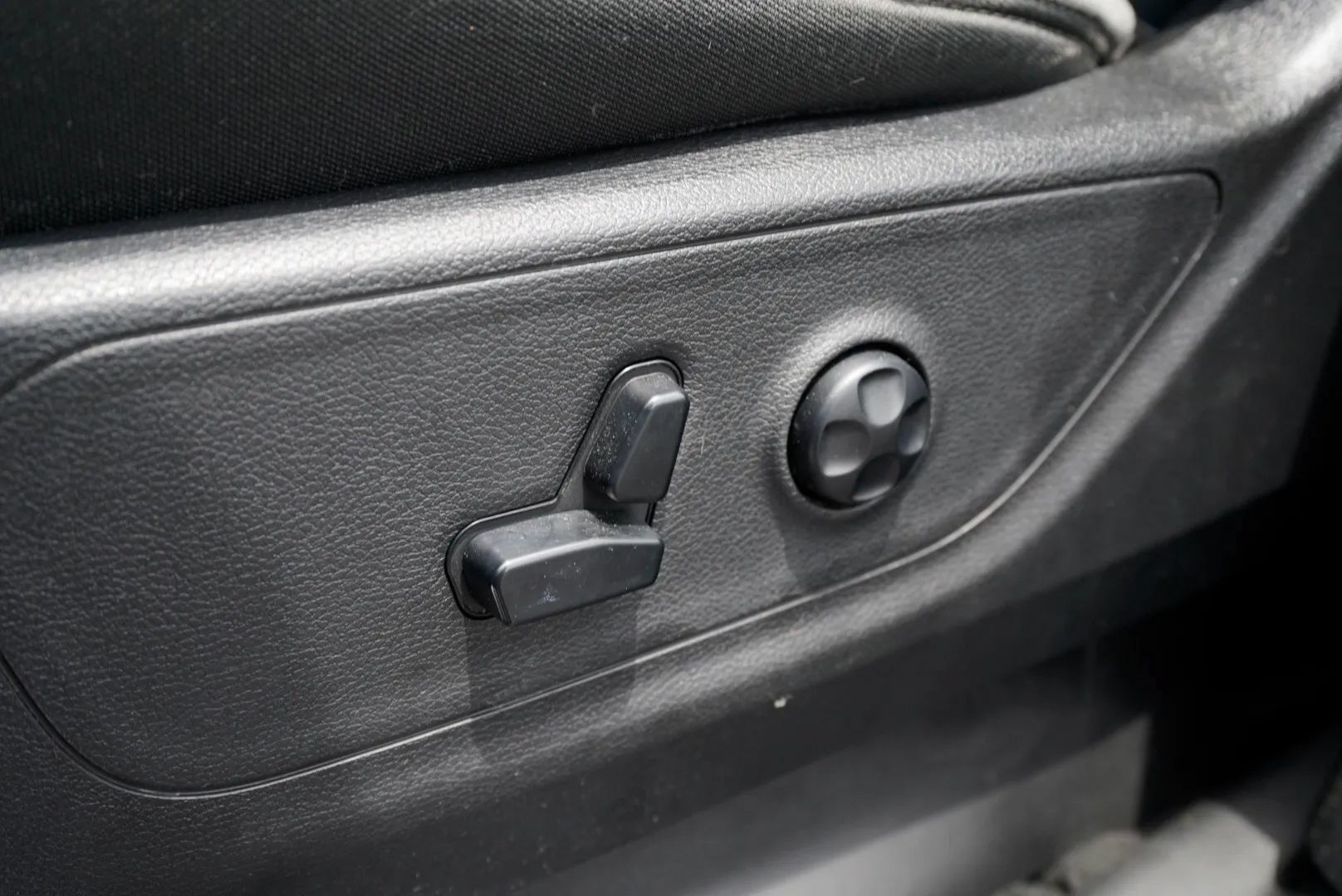 Used 2021 RAM 1500 Big Horn AWD/4WD image 25