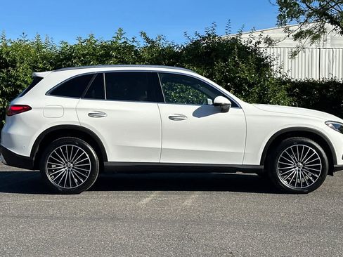 New 2026 Mercedes-Benz GLC 300 4MATIC image 2