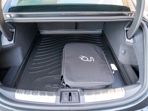 New 2025 Porsche Taycan image 23