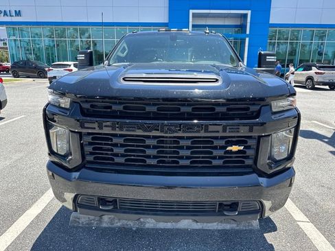Used 2020 Chevrolet Silverado 2500 Custom w/ Custom Value Package AWD/4WD image 2