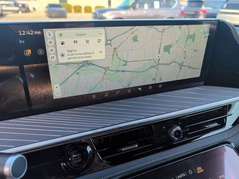 New 2026 INFINITI QX80 Autograph w/ Premium Cargo Package image 16