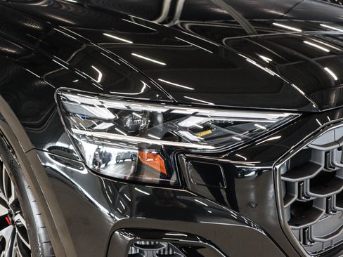 New 2026 Audi SQ8 Prestige image 28