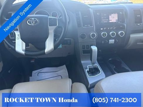Used 2017 Toyota Sequoia Limited w/ Safety & Convenience Package AWD/4WD image 20