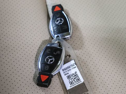 Used 2013 Mercedes-Benz GLK 250 BlueTEC 4MATIC image 29
