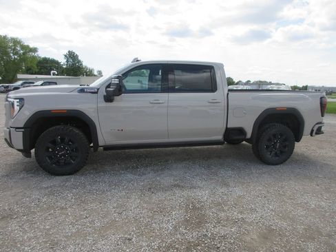 New 2026 GMC Sierra 3500 AT4 w/ AT4 Premium Plus Package AWD/4WD image 10