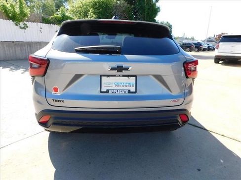 Certified 2024 Chevrolet Trax RS w/ Driver Confidence Package FWD image 6