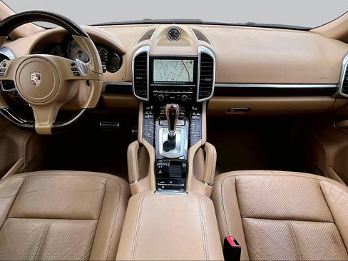 Used 2014 Porsche Cayenne S AWD/4WD image 16