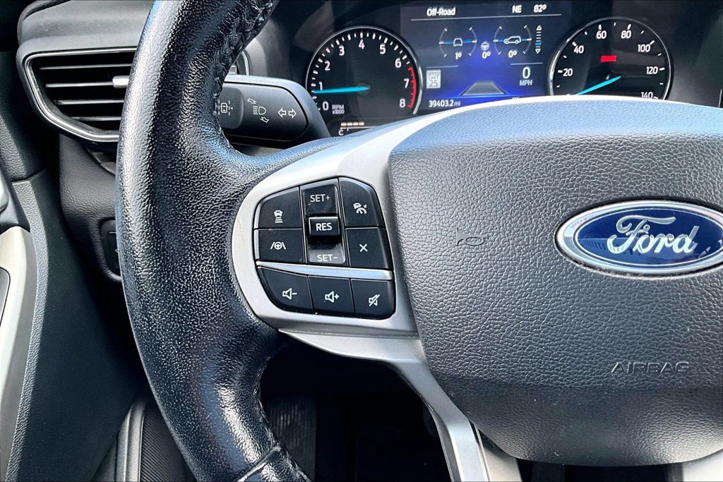 Used 2022 Ford Explorer Limited w/ Equipment Group 301A RWD image 20