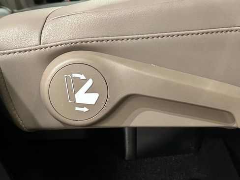 Used 2023 Lexus GX 460 Premium AWD/4WD image 63