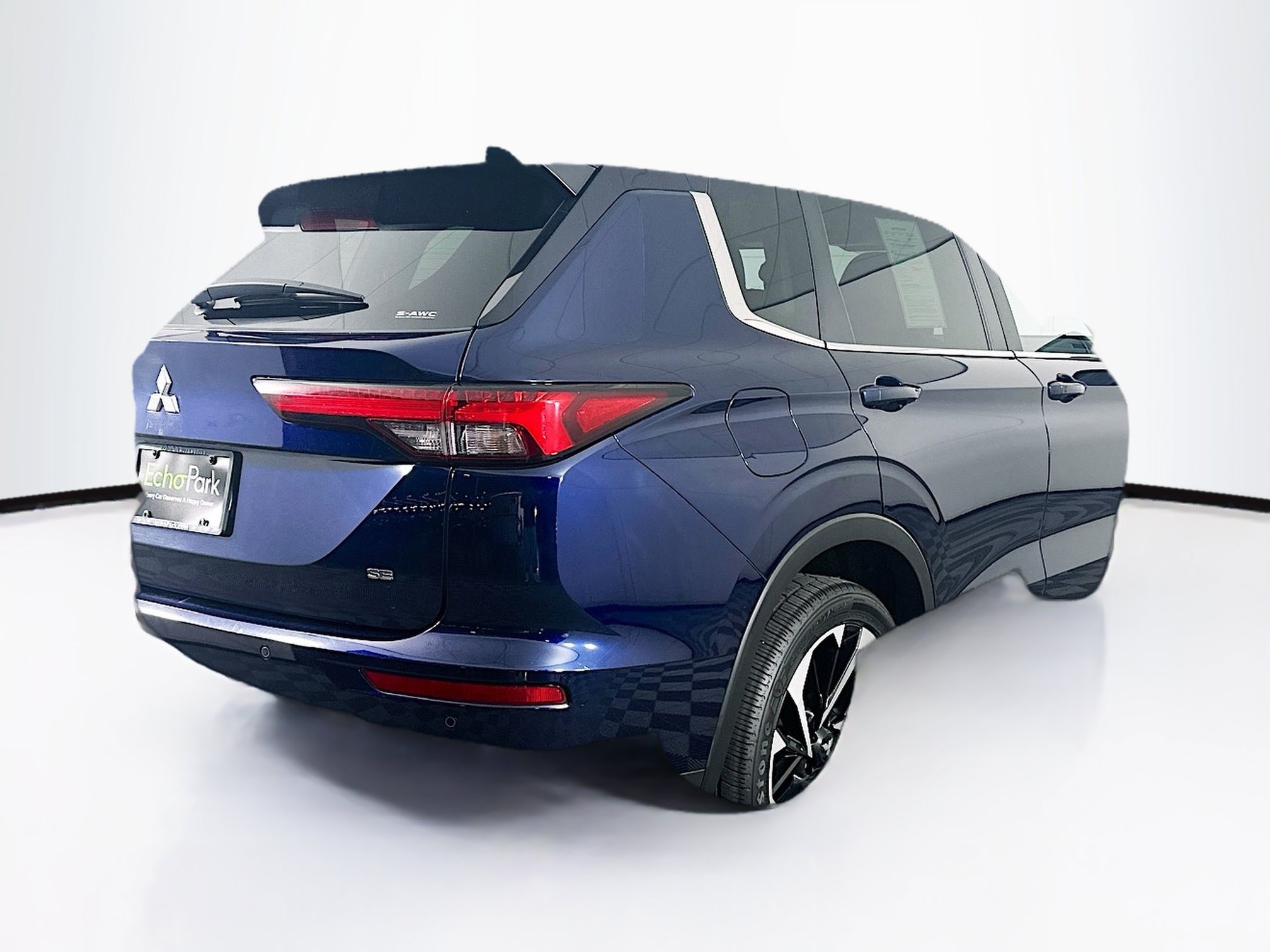 Used 2024 Mitsubishi Outlander SE AWD/4WD image 9