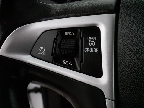 Used 2016 Chevrolet Equinox LT w/ Convenience Package image 26