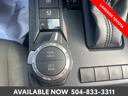Certified 2026 Toyota Tacoma SR5 AWD/4WD image 32