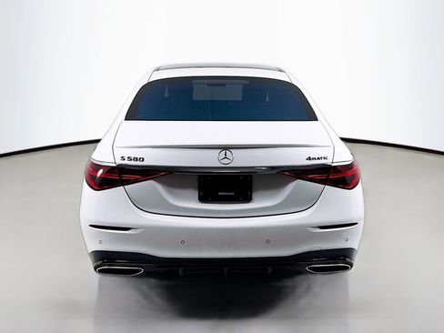 Used 2025 Mercedes-Benz S 580 4MATIC Sedan image 6