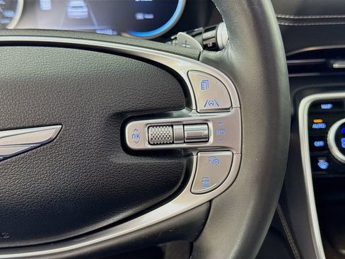Used 2022 Genesis GV80 2.5T w/ Advanced Package 02 AWD/4WD image 18