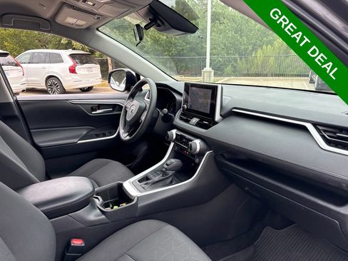Used 2024 Toyota RAV4 XLE AWD/4WD image 14