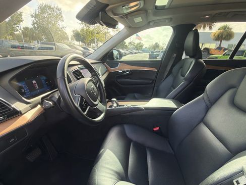 Used 2023 Volvo XC90 B6 Plus AWD/4WD image 27