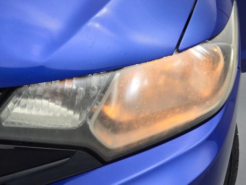 Used 2016 Honda Fit LX image 29