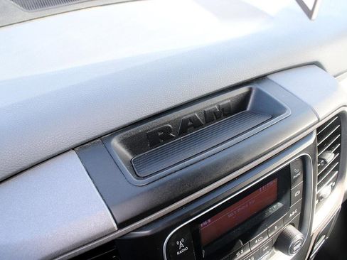 Used 2017 RAM 3500 Tradesman w/ Chrome Appearance Group image 20