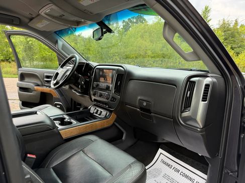 Used 2015 Chevrolet Silverado 2500 LTZ w/ Duramax Plus Package AWD/4WD image 12