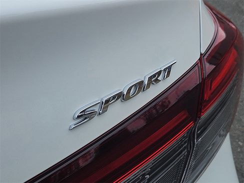 Certified 2025 Honda Civic Sport image 5