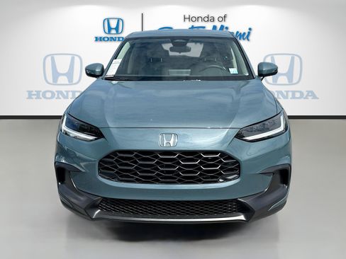 New 2026 Honda HR-V LX image 2