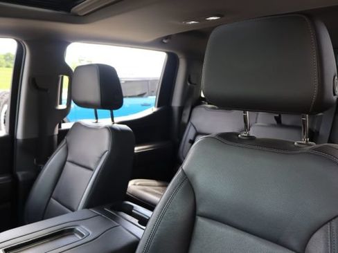 Used 2019 GMC Sierra 1500 SLT w/ SLT Premium Plus Package AWD/4WD image 19