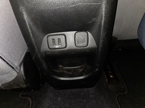 Used 2020 Chevrolet Colorado LT w/ Safety Package image 34