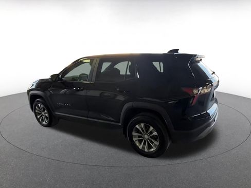 Used 2025 Chevrolet Equinox LT image 13