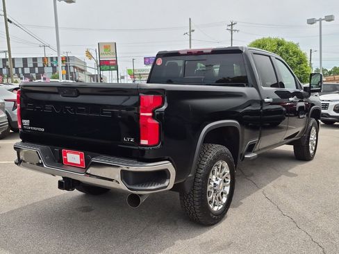 New 2026 Chevrolet Silverado 2500 LTZ w/ LTZ Premium Package AWD/4WD image 8