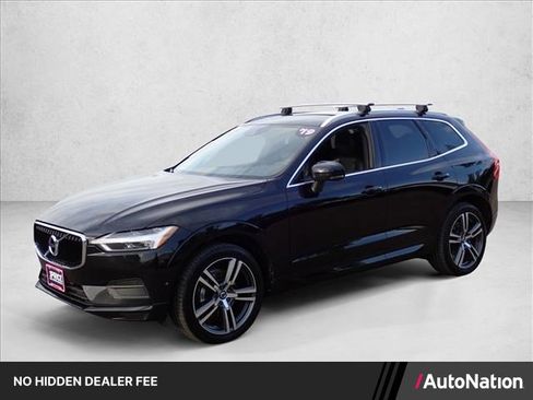 Used 2019 Volvo XC60 T5 Momentum w/ Multimedia Package AWD/4WD image 1