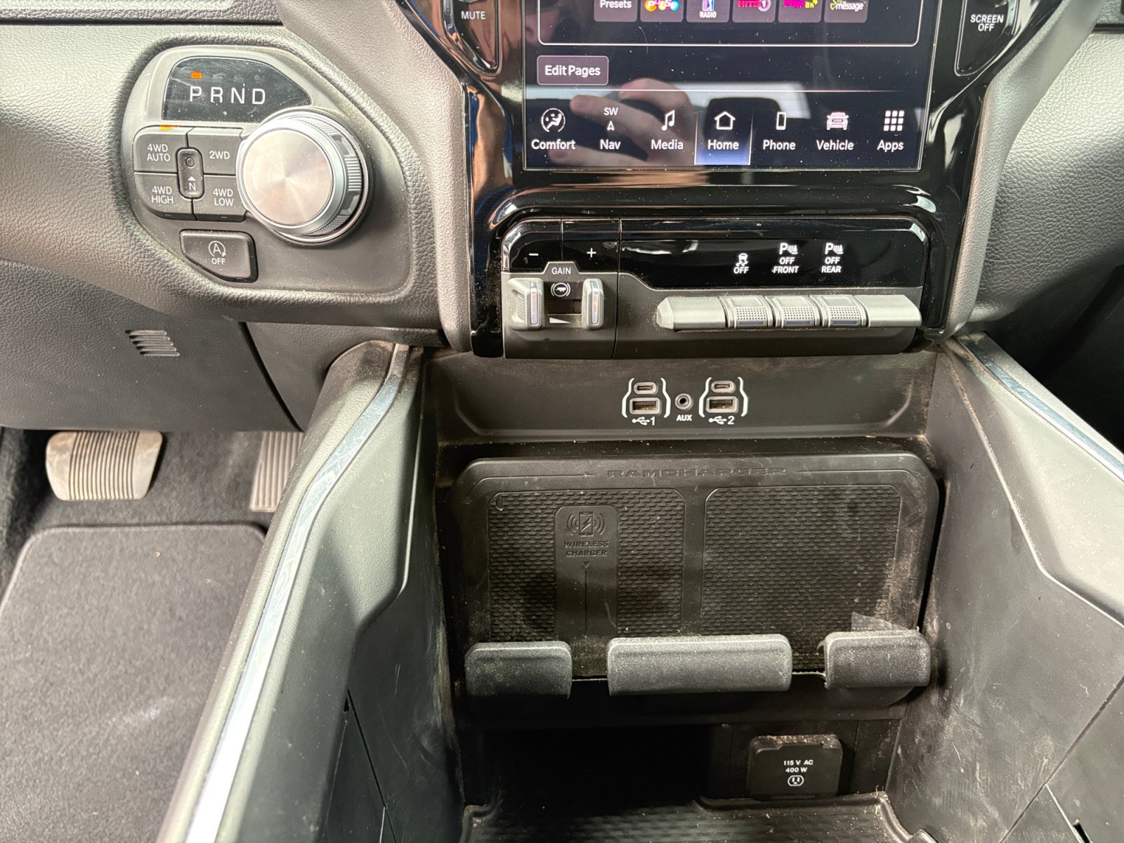 Used 2025 RAM 1500 Laramie w/ Laramie Southwest Edition AWD/4WD image 19