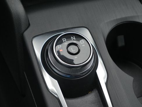 Certified 2025 Ford Escape Platinum AWD/4WD image 13