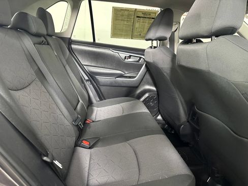 Used 2025 Toyota RAV4 XLE w/ Convenience Package FWD image 26
