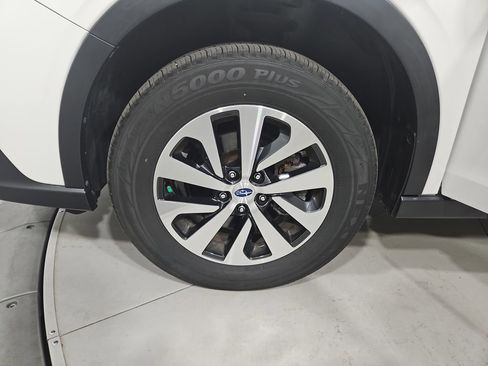 Used 2021 Subaru Outback Premium image 26