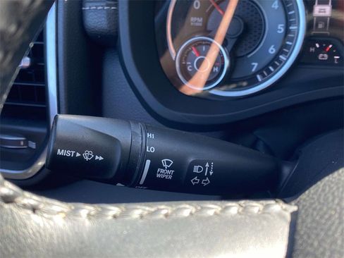 Used 2023 RAM 1500 Laramie image 62