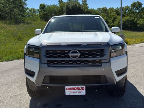 New 2026 Nissan Frontier SV w/ SV Convenience Package AWD/4WD image 3