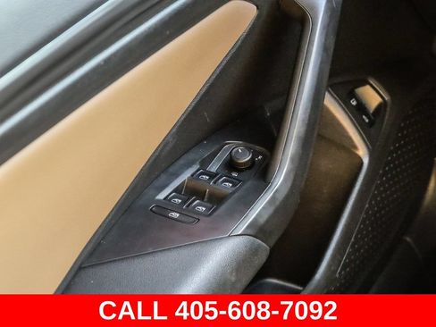 Used 2020 Volkswagen Jetta SEL FWD image 29
