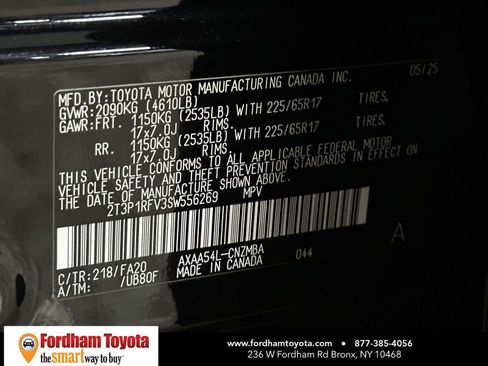 Used 2025 Toyota RAV4 XLE image 37