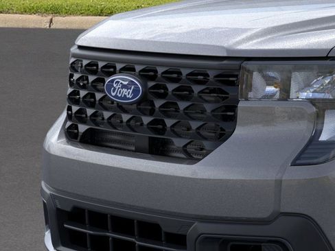 New 2025 Ford Maverick XLT w/ XLT Luxury Package image 18