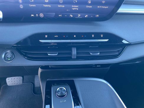 New 2026 Buick Enclave Preferred w/ Power Package image 22