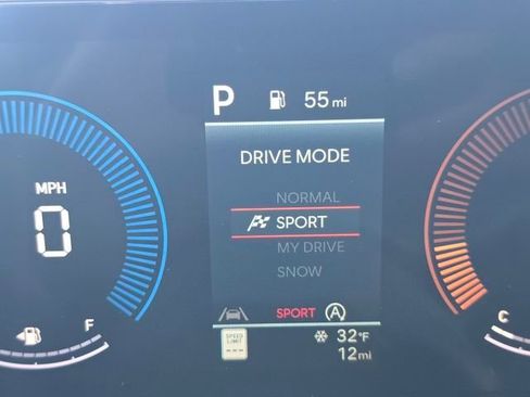 New 2026 Hyundai Tucson SE image 30