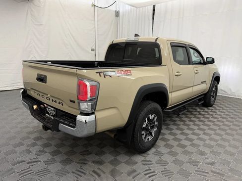 Used 2020 Toyota Tacoma TRD Off-Road AWD/4WD image 5