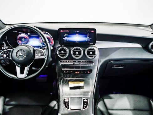 Used 2022 Mercedes-Benz GLC 300 GLC 300 image 11